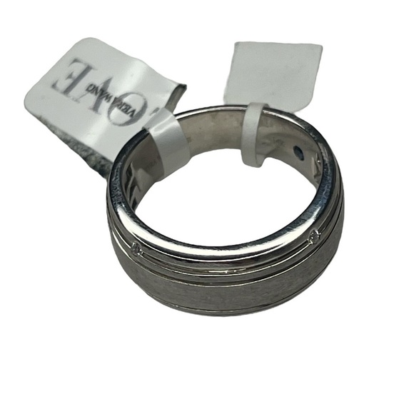 Vera Wang Men's 1/20 CT. T.W. Diamond Four Stone Wedding Band in 14K White Gold - Picture 4 of 14